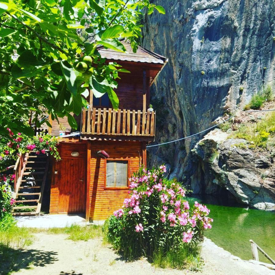 Hotel Kapuzbasi Selalesi Bastuerk Dinlenme Tesisleri à Büyükçakır Extérieur photo